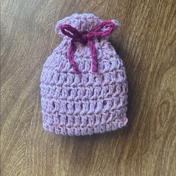 Handmade Crochet Face Scrubber Set With Bag - Picture 3 of 7